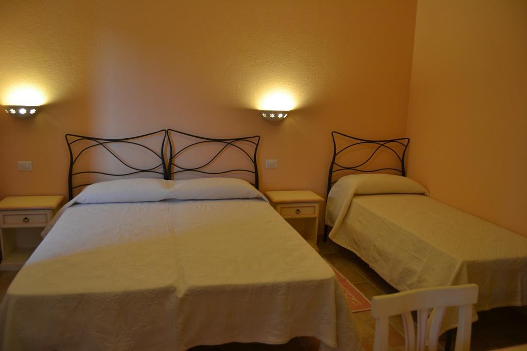 B&B La Pavoncella San Teodoro  Chambre photo