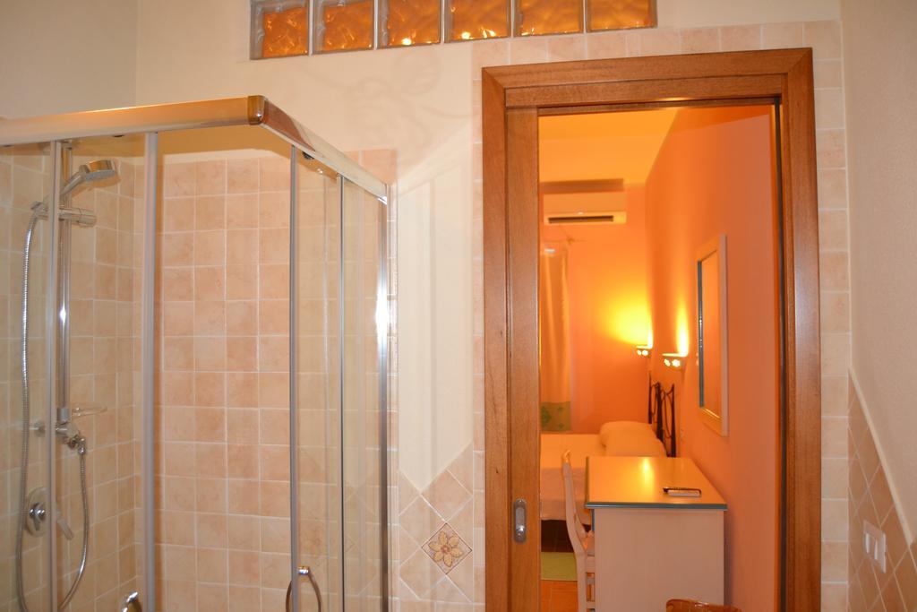 B&B La Pavoncella San Teodoro  Chambre photo