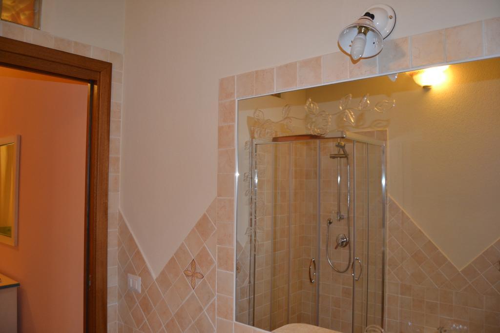 B&B La Pavoncella San Teodoro  Extérieur photo
